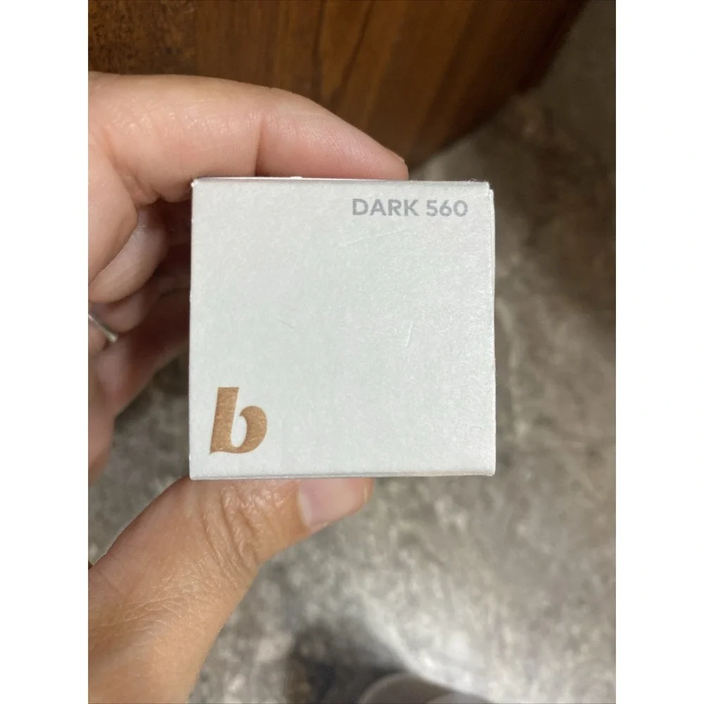 BNIB BEAUTYCOUNTER Skin Twin Featherweight Foundation 1 fl oz Each‎ Dark 560